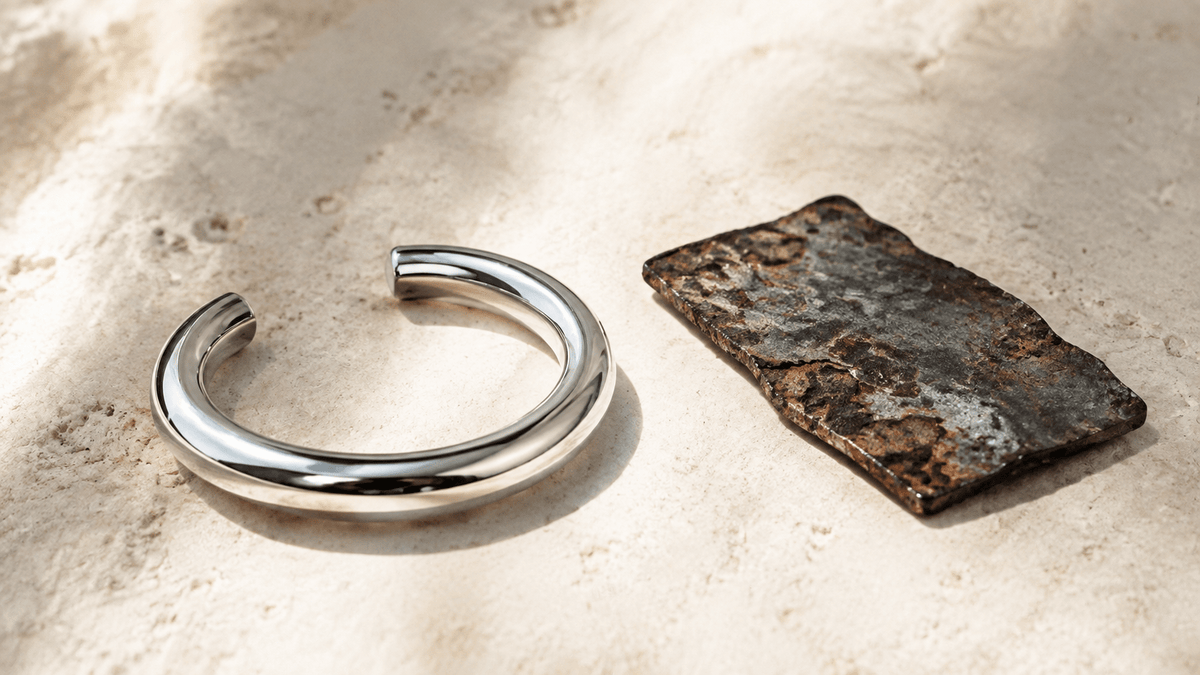 Does Stainless Steel Jewelry Tarnish, Rust or Change Color? - Luzy Jewels