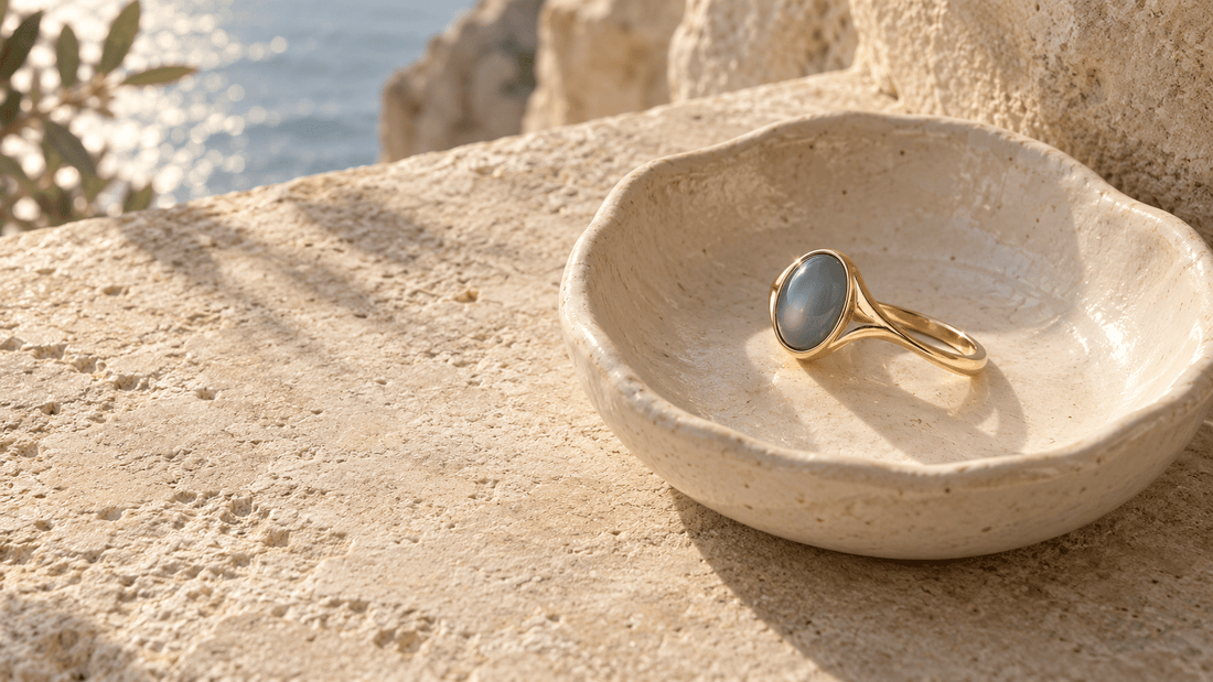 What Is a Cabochon Ring? Cut, Settings and Care - Luzy Jewels