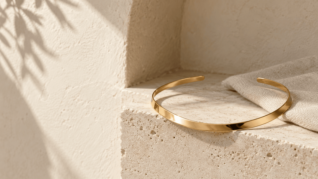 What Is a Choker Necklace? Length, Fit and Styling - Luzy Jewels