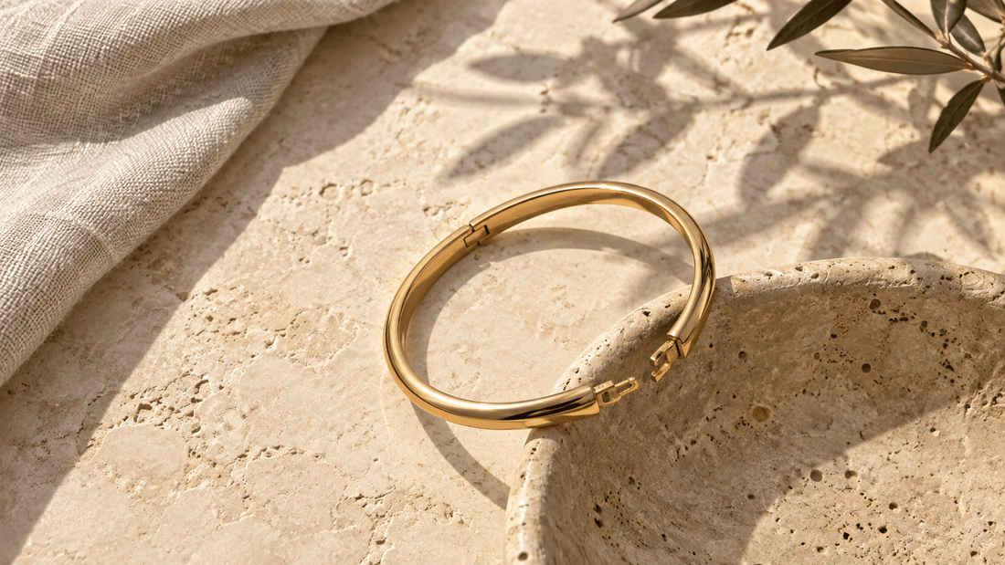 What Is a Hinged Bangle? Closures, Fit and Styling - Luzy Jewels