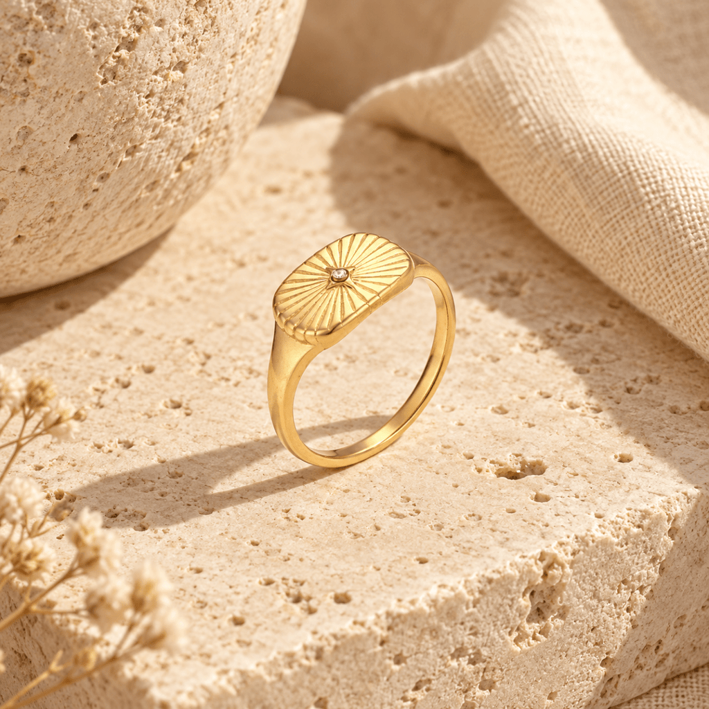 Agloria Sunburst Signet Ring - Luzy Jewels
