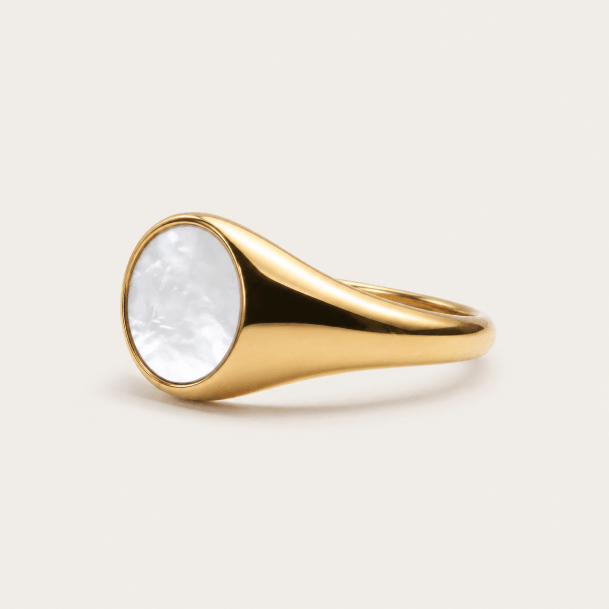 Altea Mother-of-Pearl Signet Ring - Luzy Jewels