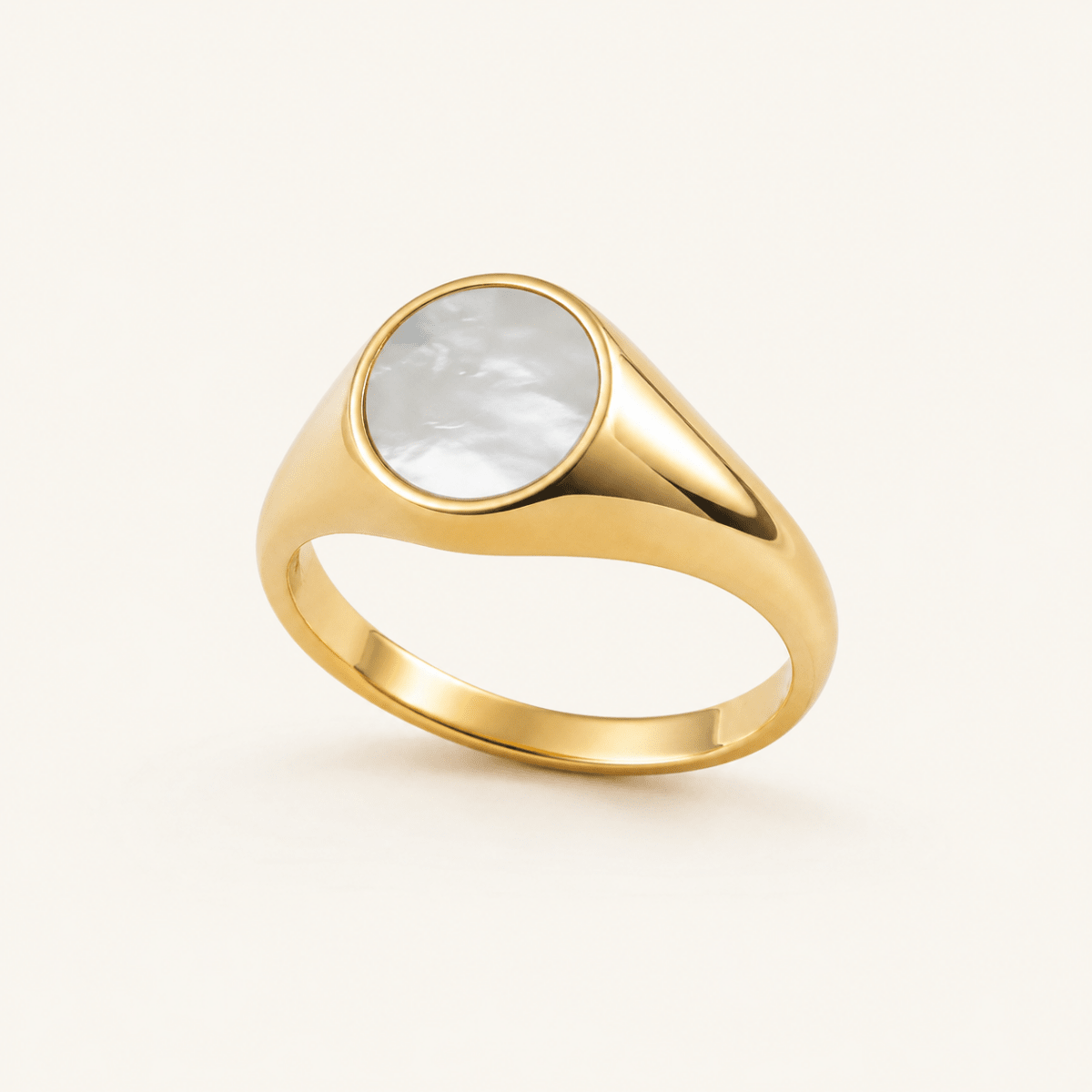 Altea Mother-of-Pearl Signet Ring - Luzy Jewels