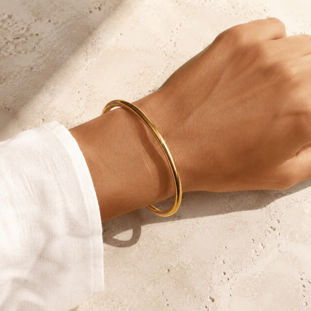 Amina Polished Open Bangle - Luzy Jewels