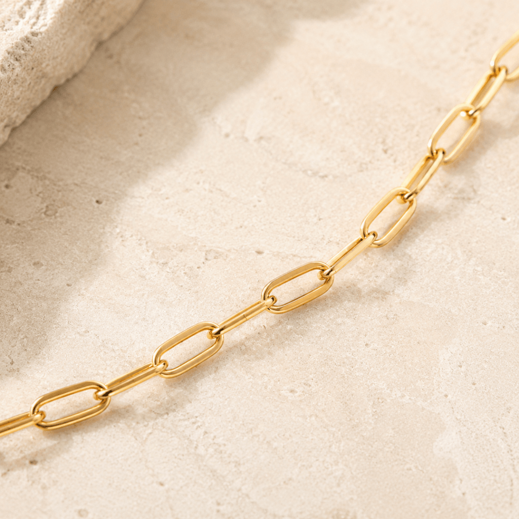 Auretta Slender Paperclip Chain Necklace - Luzy Jewels