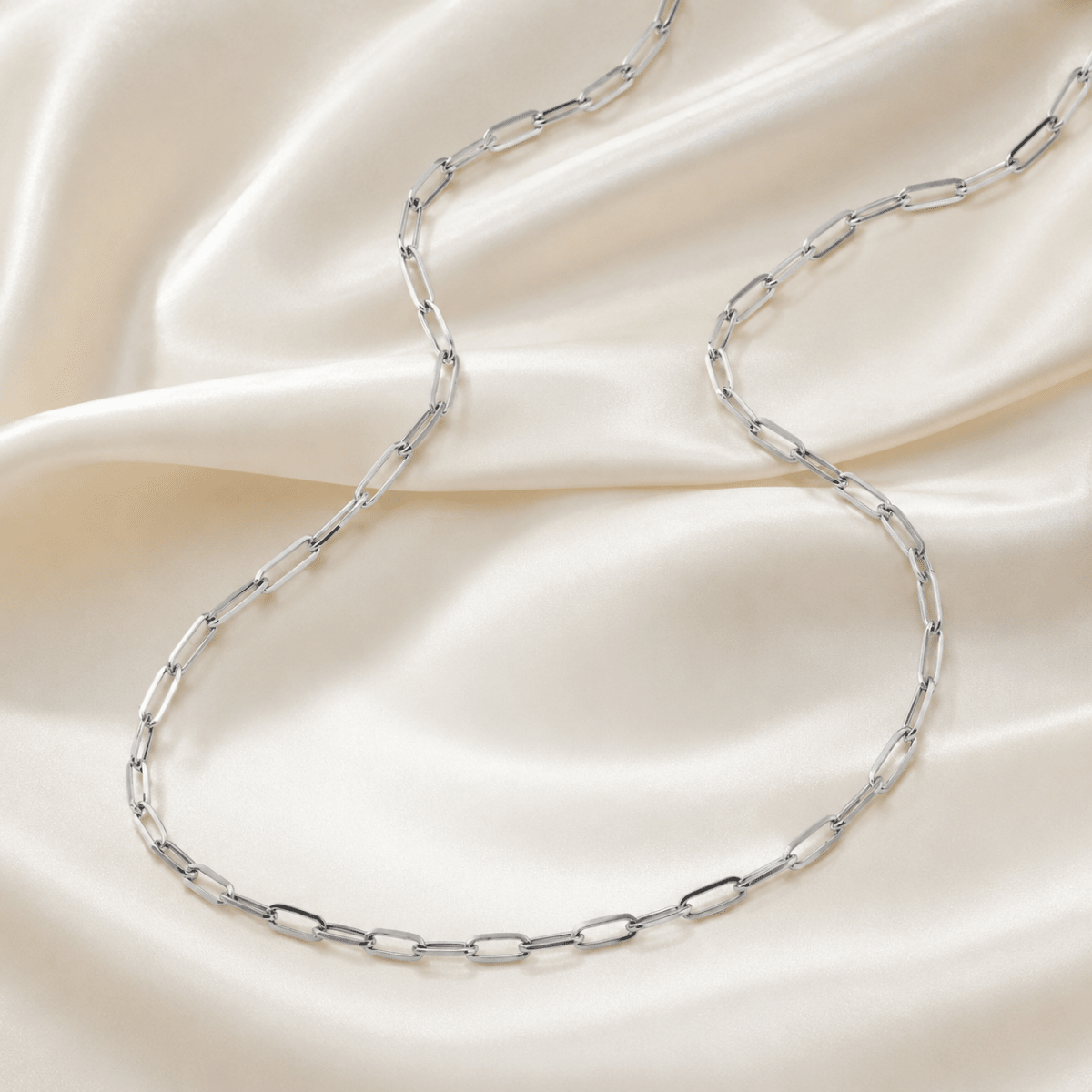 Auretta Slender Paperclip Chain Necklace - Luzy Jewels