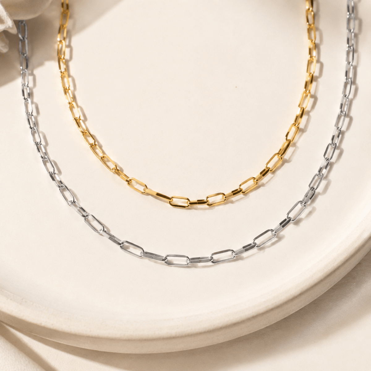 Auretta Slender Paperclip Chain Necklace - Luzy Jewels