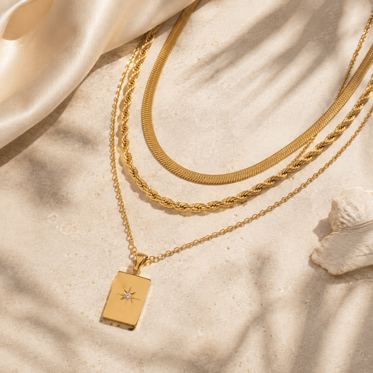 Calista Layered Pendant Necklace - Luzy Jewels