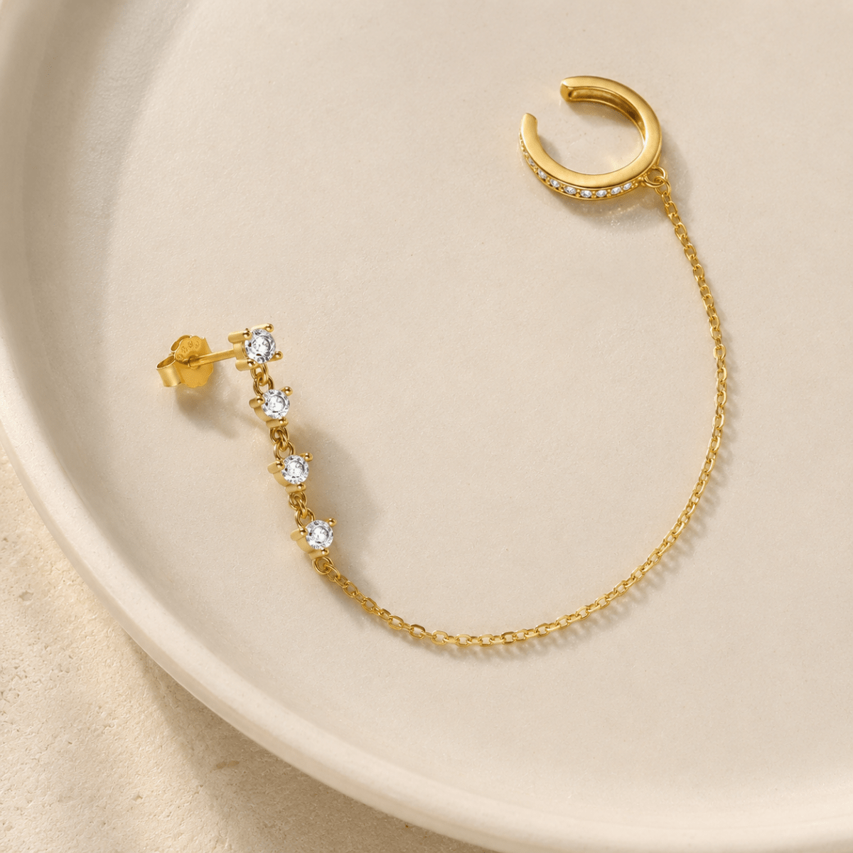 Calista Pavé Chain Ear Cuff - Luzy Jewels