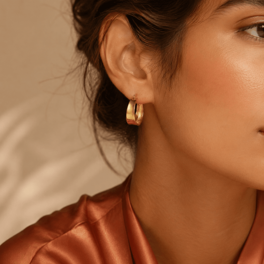Calista Sculpted Ribbon Hoop Earrings - Luzy Jewels
