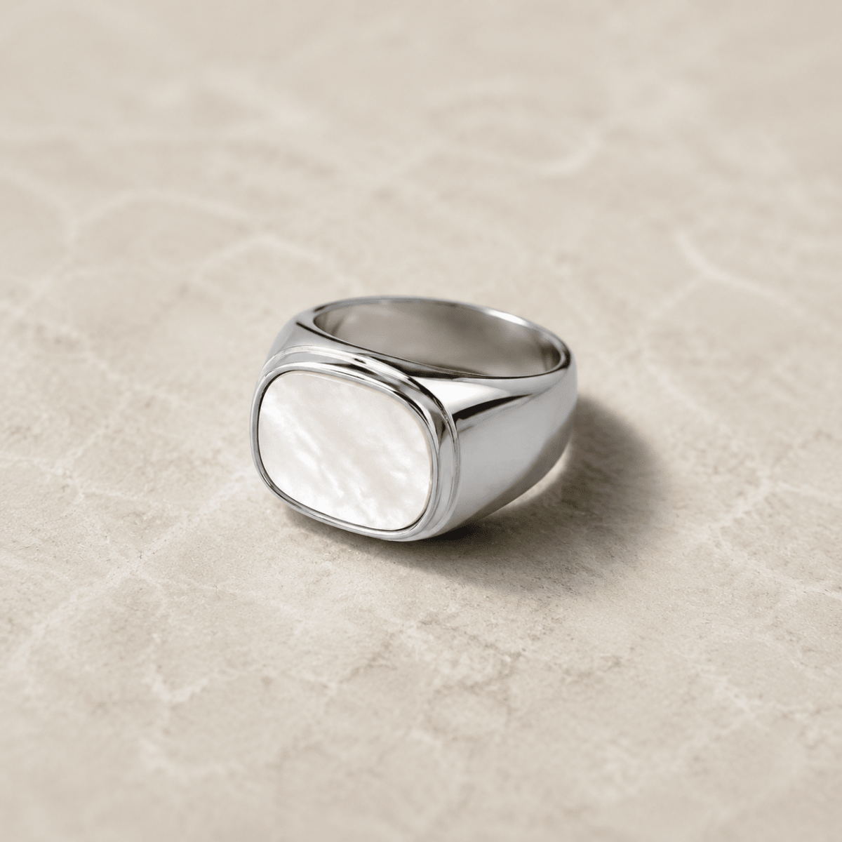 Calista Shell Signet Ring - Luzy Jewels