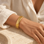 Canelise Ribbed Panel Bracelet - Luzy Jewels