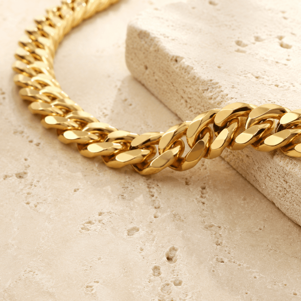 Carmela Bold Cuban Chain Necklace - Luzy Jewels