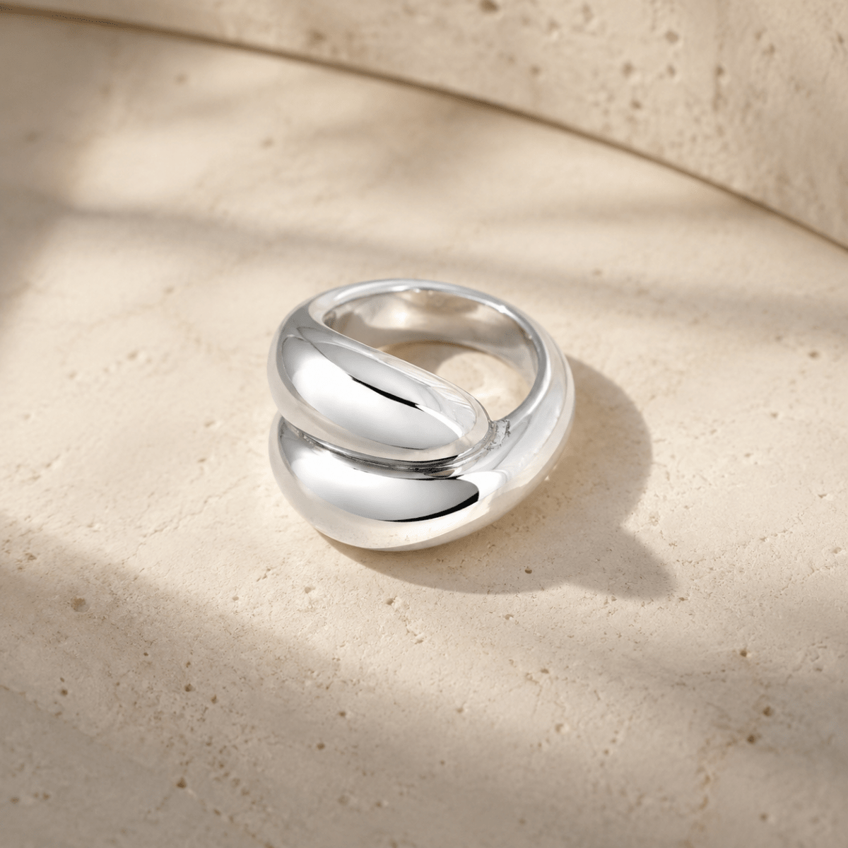 Cyrene Sculpted Twist Ring - Luzy Jewels