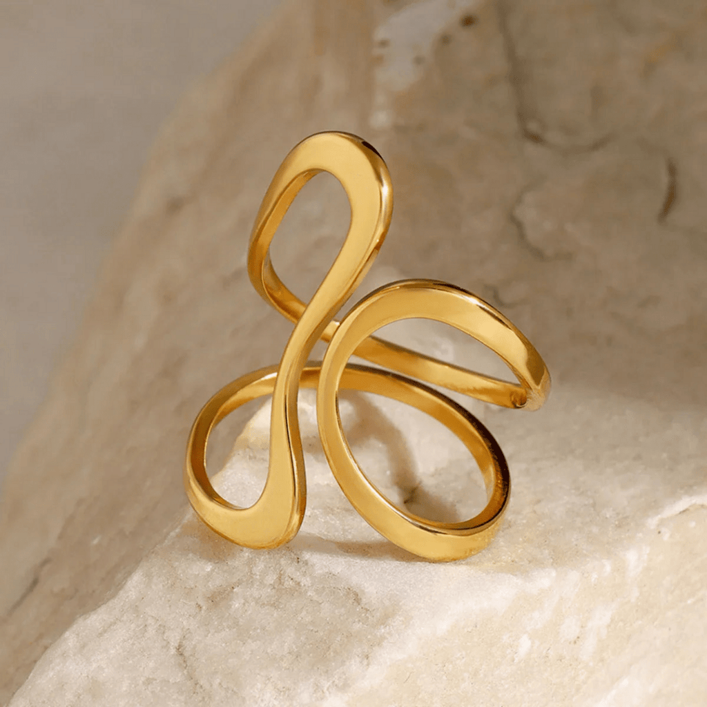 Eirene Sculptural Loop Ring - Luzy Jewels