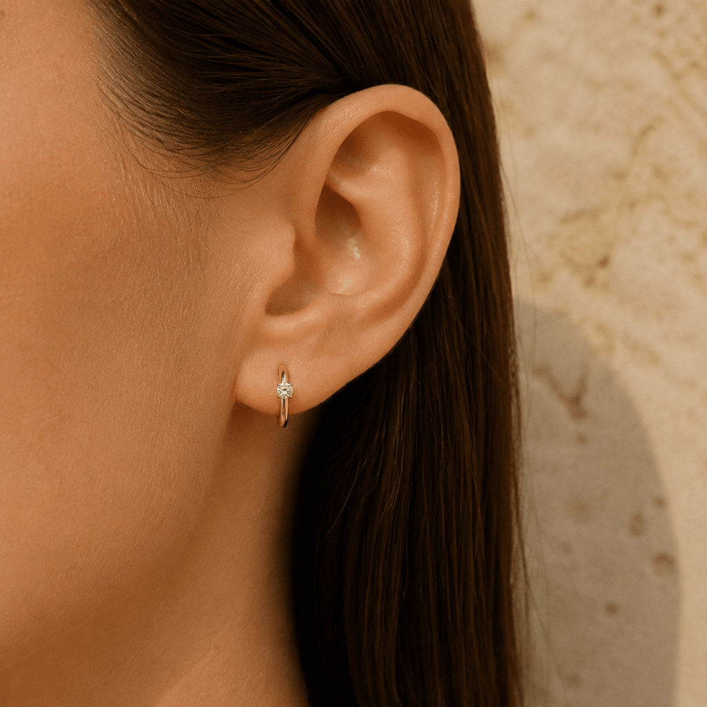 Elara Solitaire Pixie Huggies - Luzy Jewels