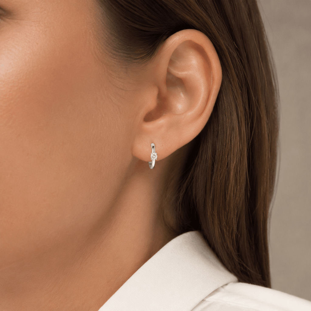 Elara Solitaire Pixie Huggies - Luzy Jewels