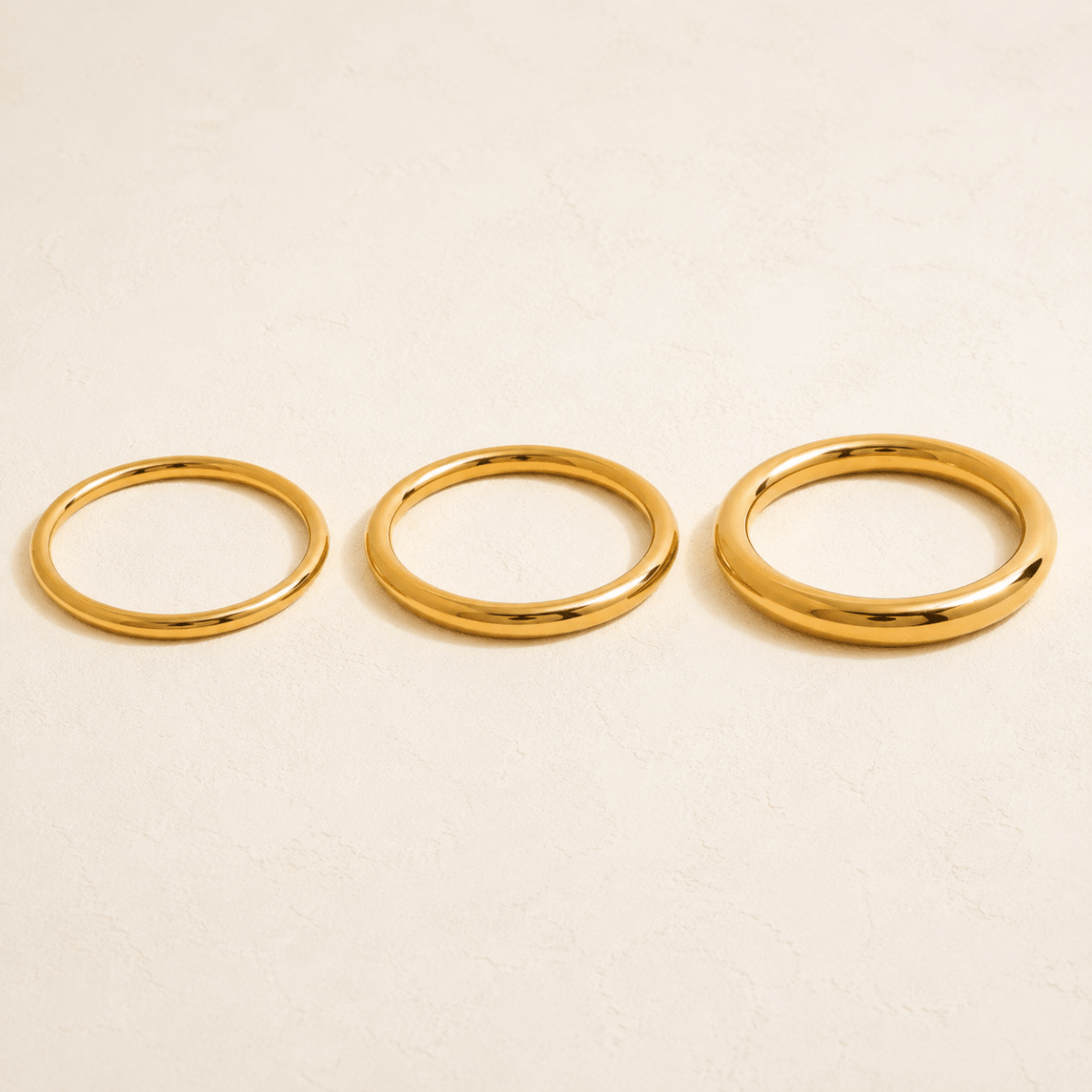 Elettra Polished Graduated Bangle - Luzy Jewels