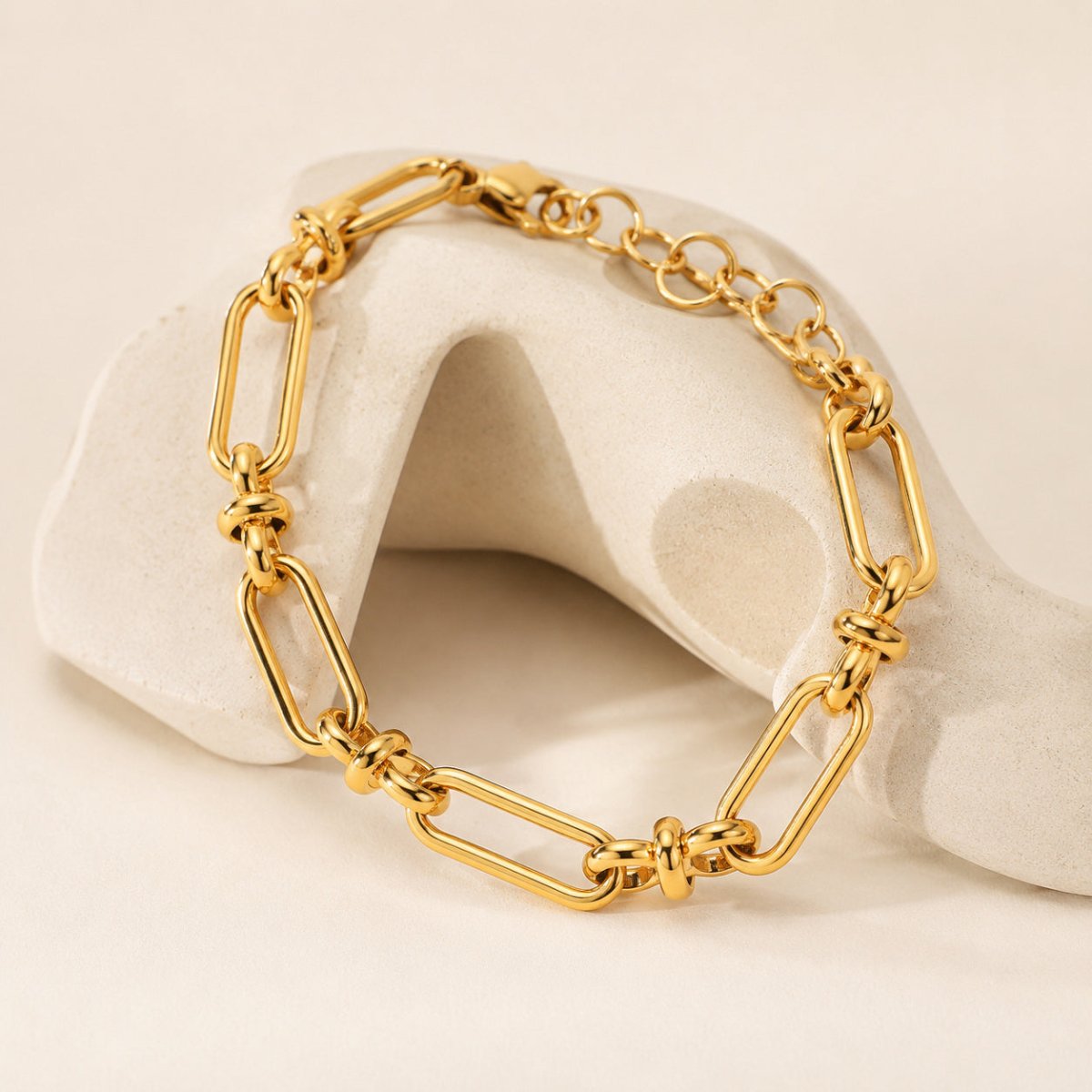 Elodie Paperclip Chain Bracelet - Luzy Jewels