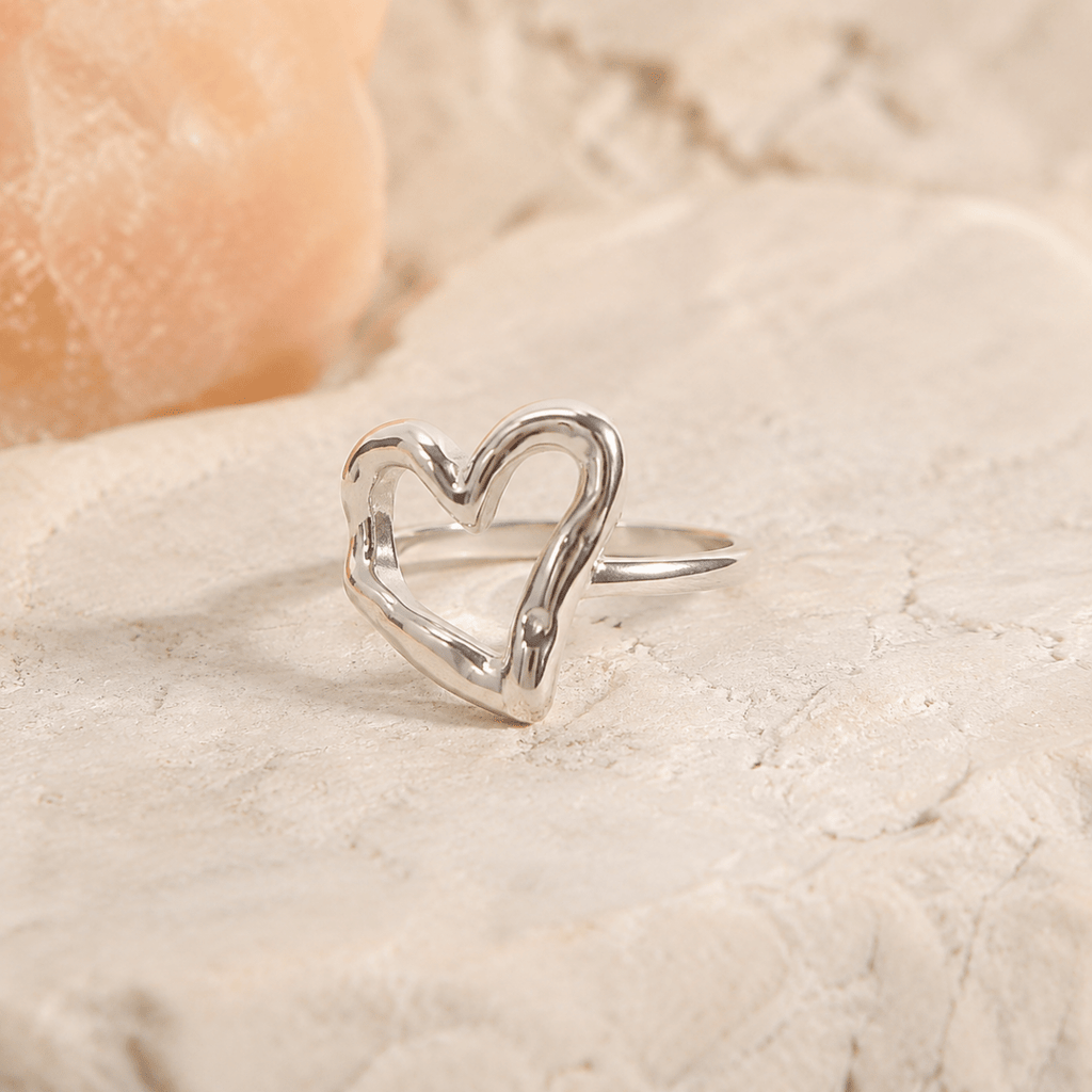 Evadne Organic Open Heart Ring - Luzy Jewels