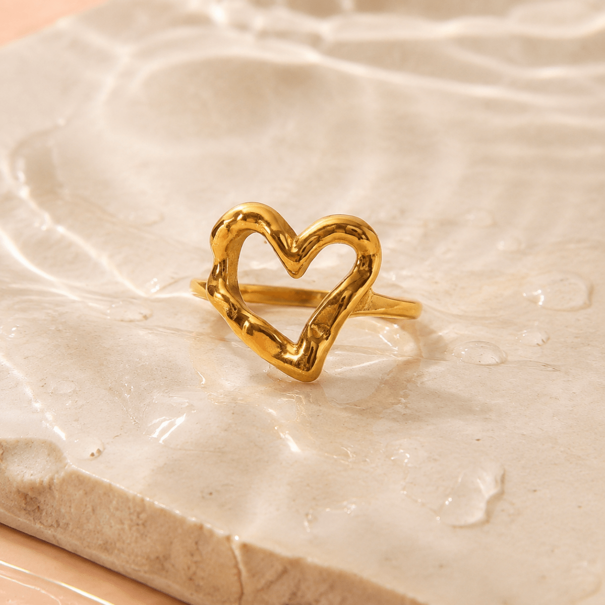 Evadne Organic Open Heart Ring - Luzy Jewels