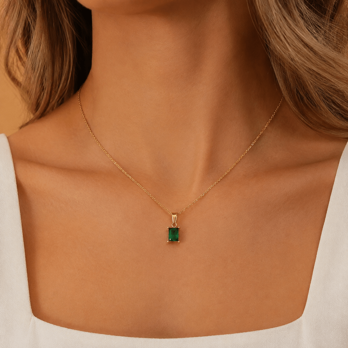 Evelina Green Solitaire Necklace - Luzy Jewels
