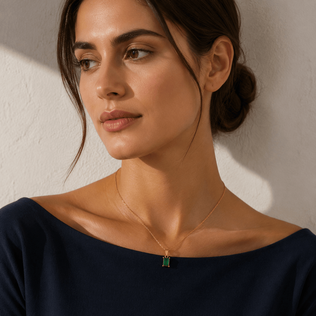 Evelina Green Solitaire Necklace - Luzy Jewels