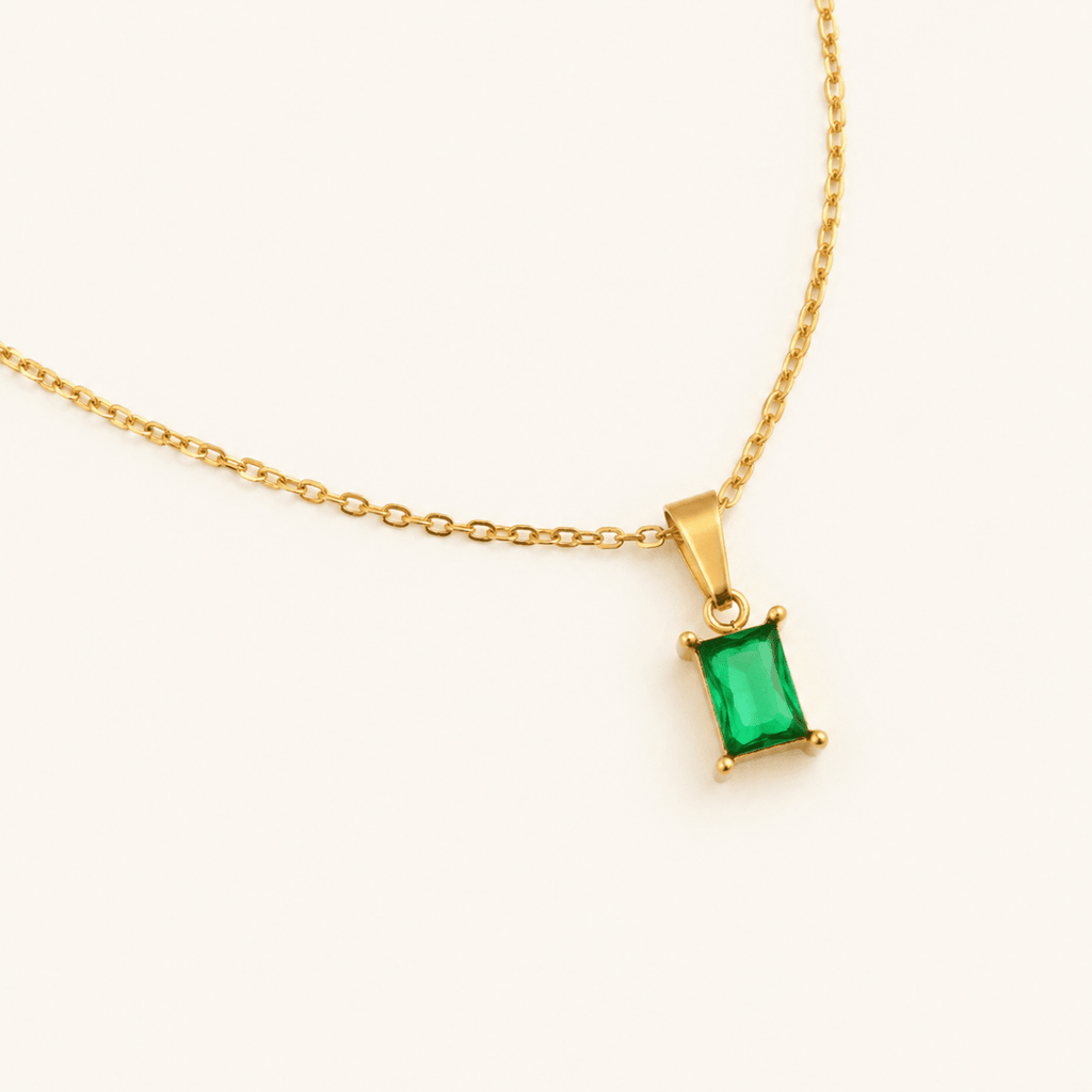 Evelina Green Solitaire Necklace - Luzy Jewels