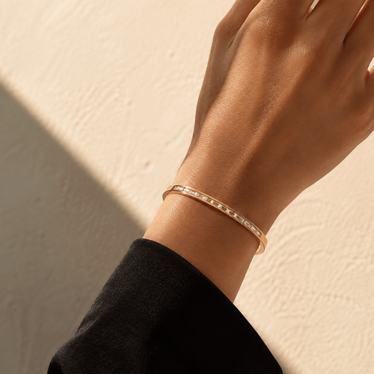 Gianna Baguette Hinged Bangle - Luzy Jewels
