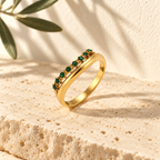 Adeloria Twin-Rail Stone Ring with emerald-green stones – Mediterranean view 2