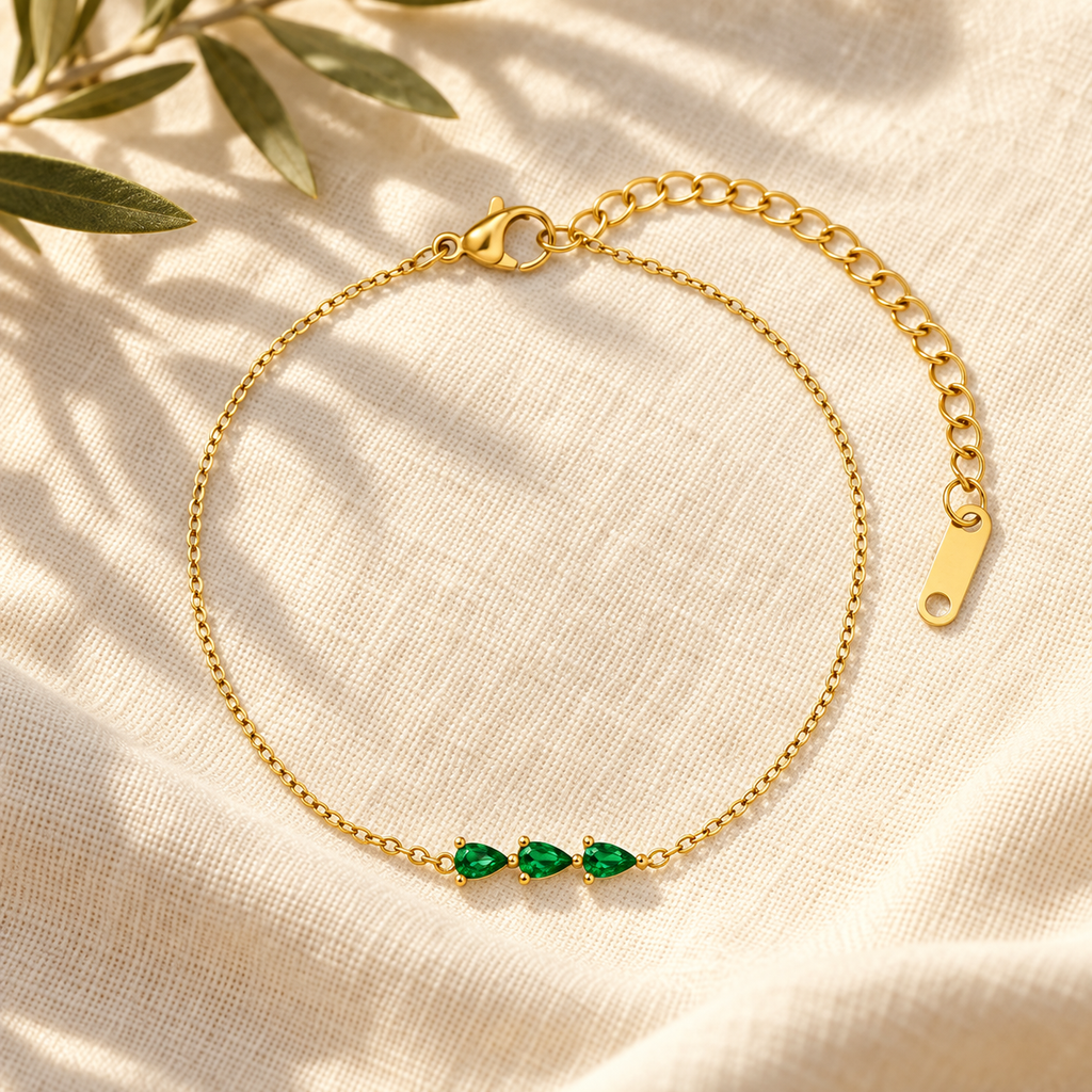 Alanoria Three-Pear Stone Bracelet with emerald-green stones – Mediterranean view 4