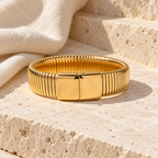 Canelise Ribbed Panel Bracelet — construction and finish detail
