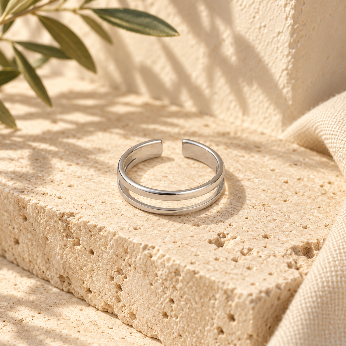 Olivenia Double-Rail Open Ring in silver – Mediterranean view 2