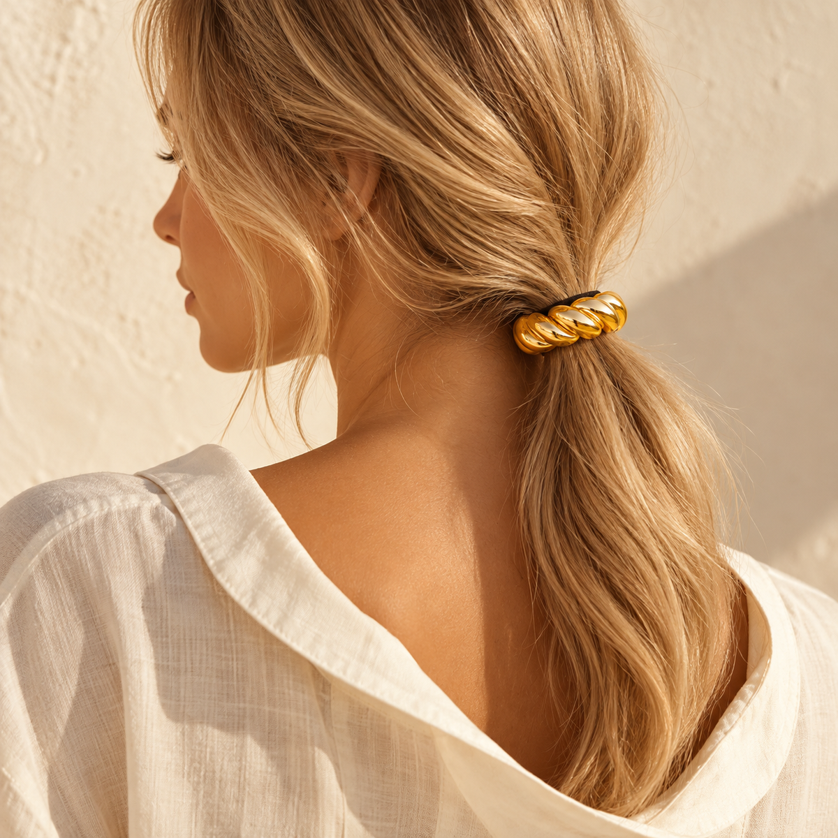 Torcielle Twisted Ponytail Cuff — worn at realistic scale