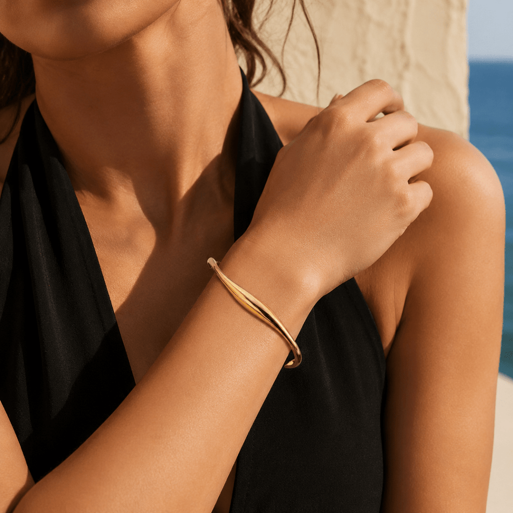 Marella Sculptural Wave Cuff Bracelet - Luzy Jewels