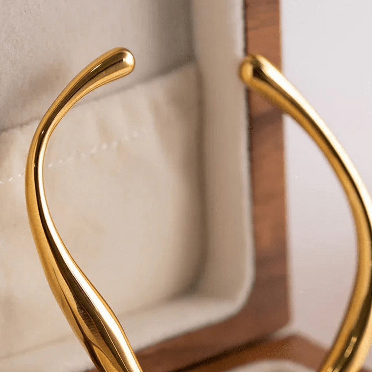 Marella Sculptural Wave Cuff Bracelet - Luzy Jewels