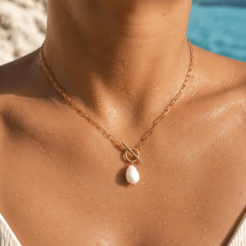 Marena Pearl Toggle Necklace - Luzy Jewels