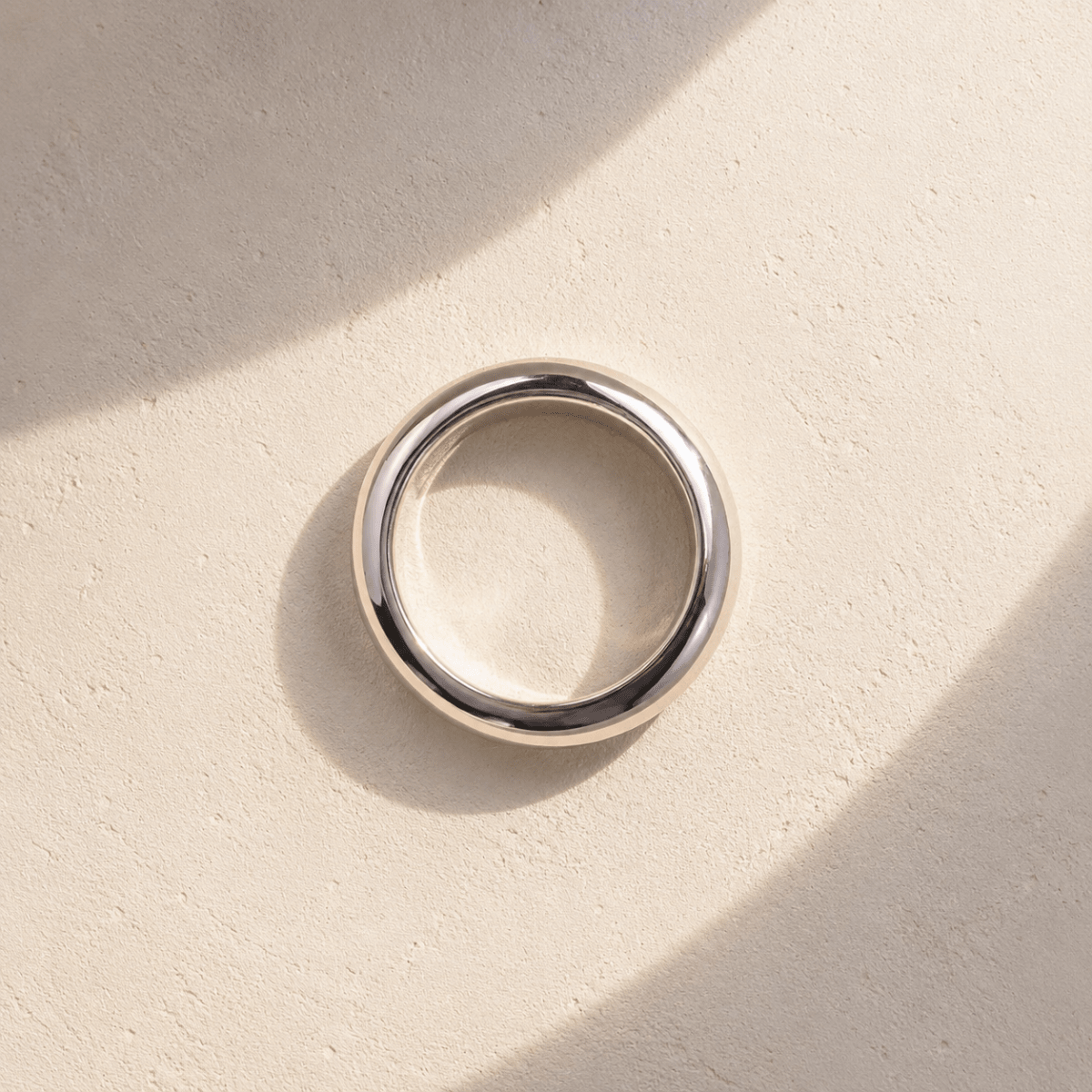 Meliora Polished Dome Band Ring - Luzy Jewels