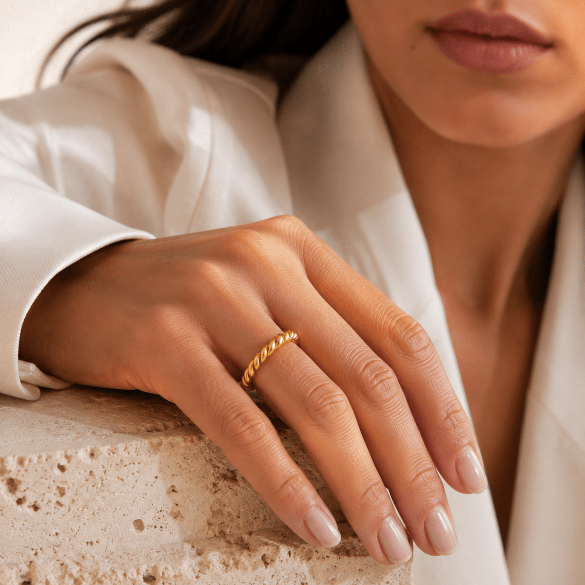 Naxos Rope-Twist Band Ring - Luzy Jewels