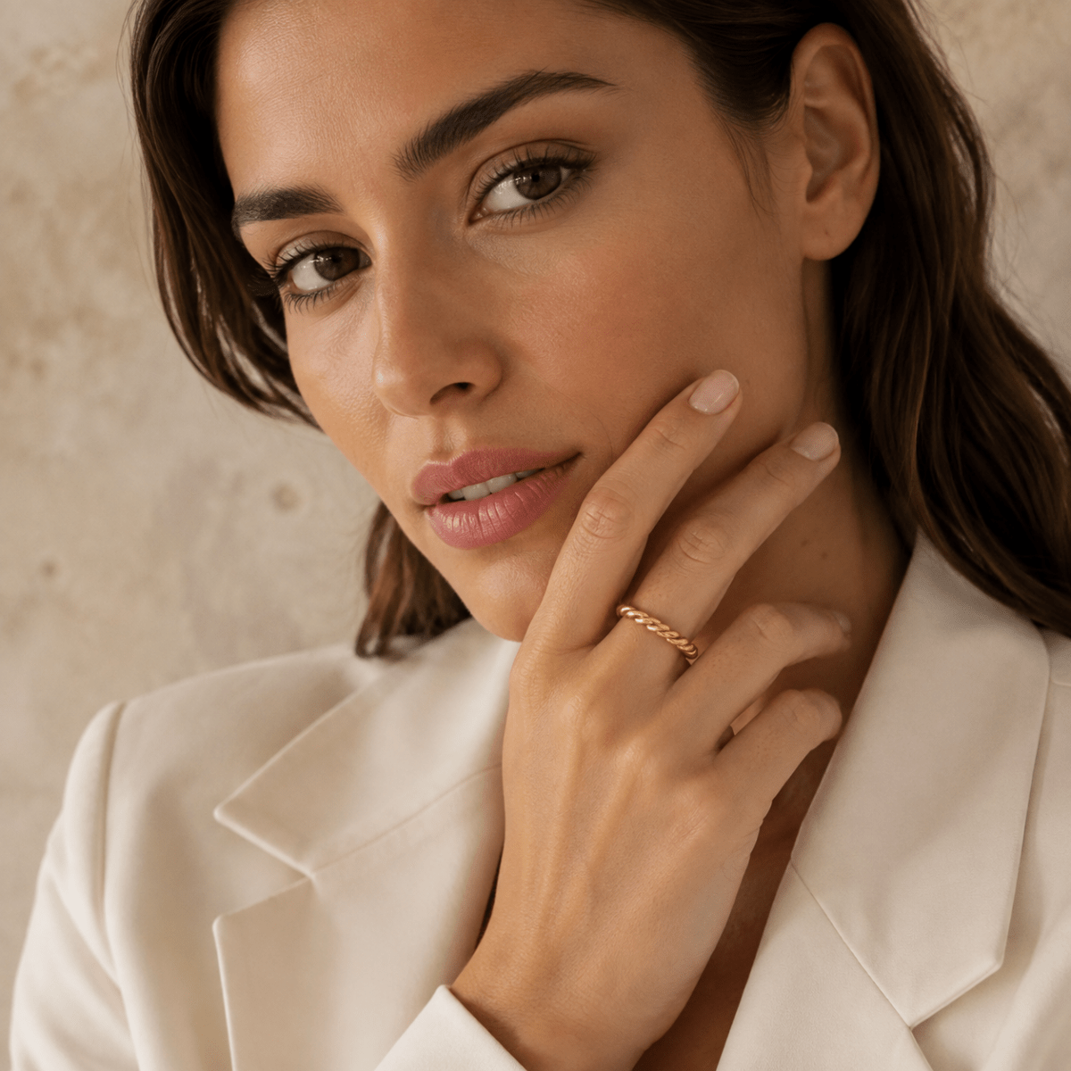 Naxos Rope-Twist Band Ring - Luzy Jewels