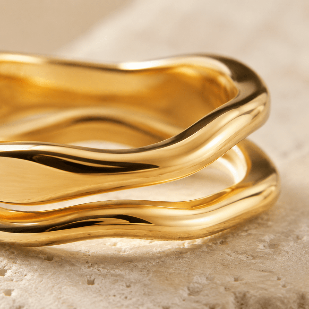 Nerea Wave Stacker Ring - Luzy Jewels