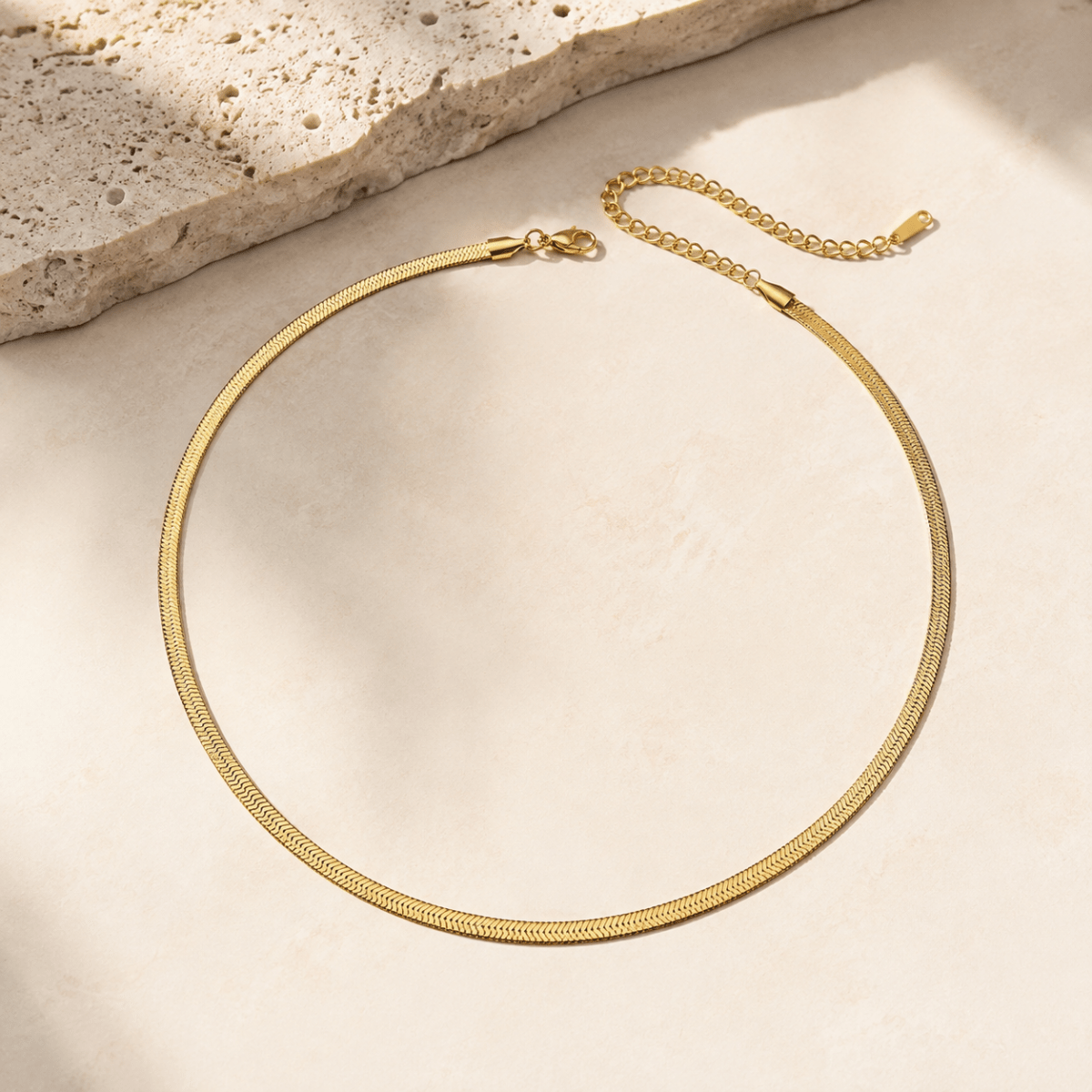 Nerina Herringbone Necklace - Luzy Jewels