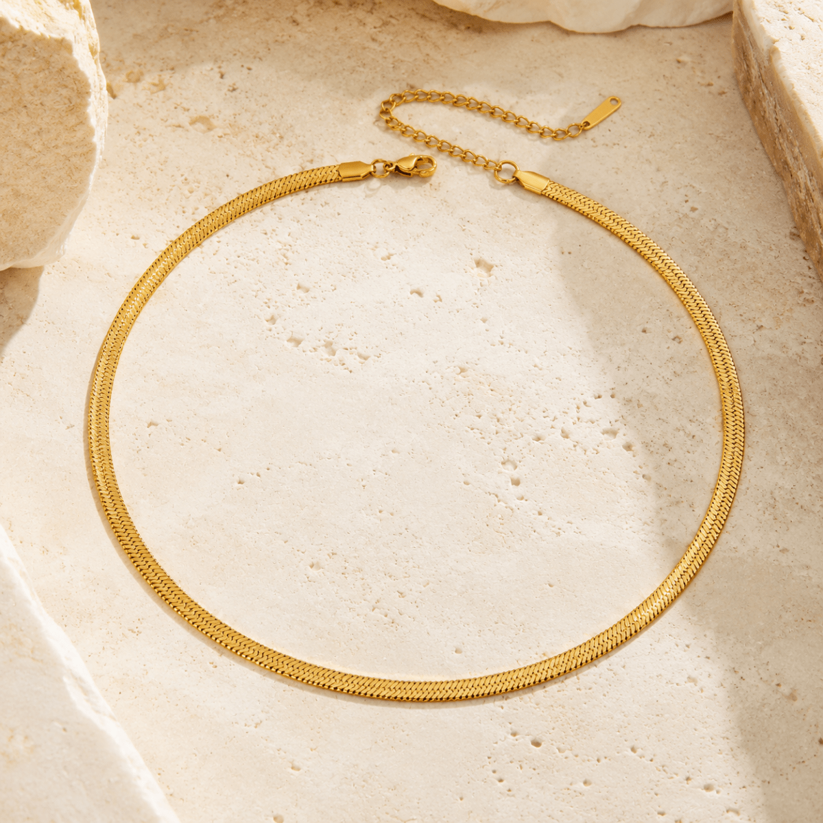Nerina Herringbone Necklace - Luzy Jewels