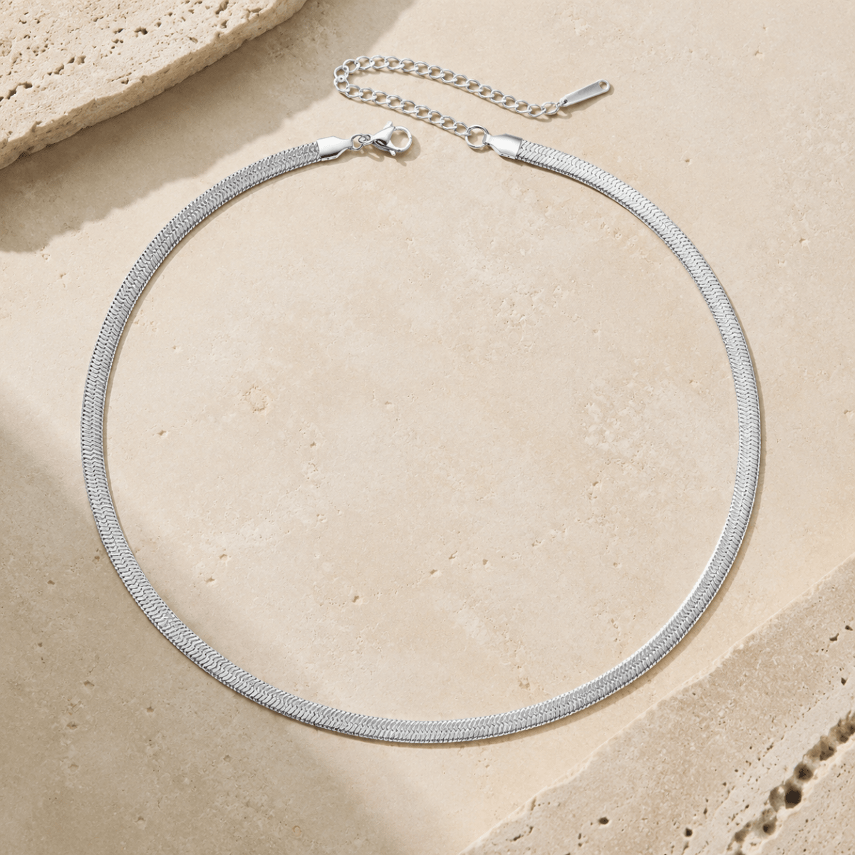 Nerina Herringbone Necklace - Luzy Jewels