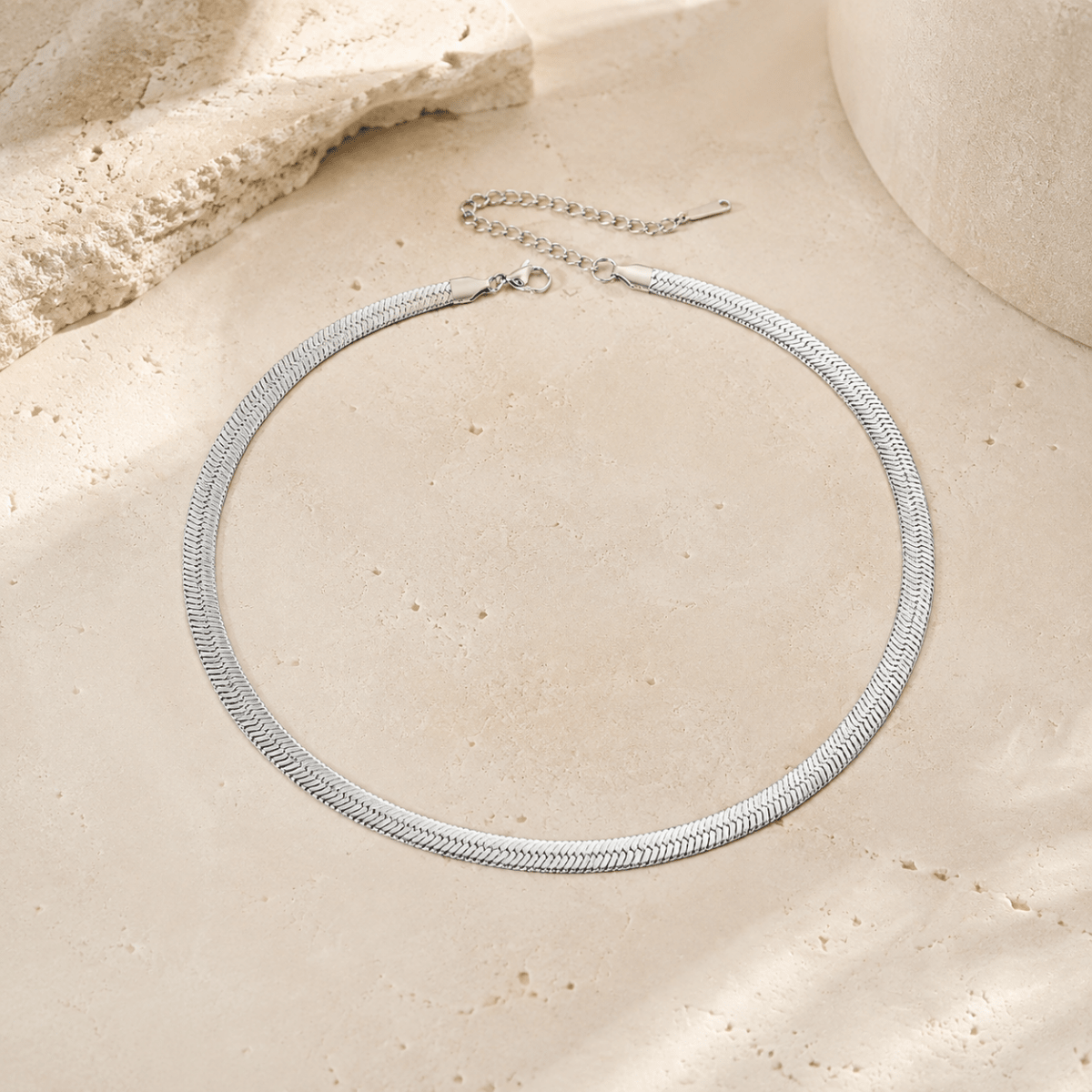 Nerina Herringbone Necklace - Luzy Jewels