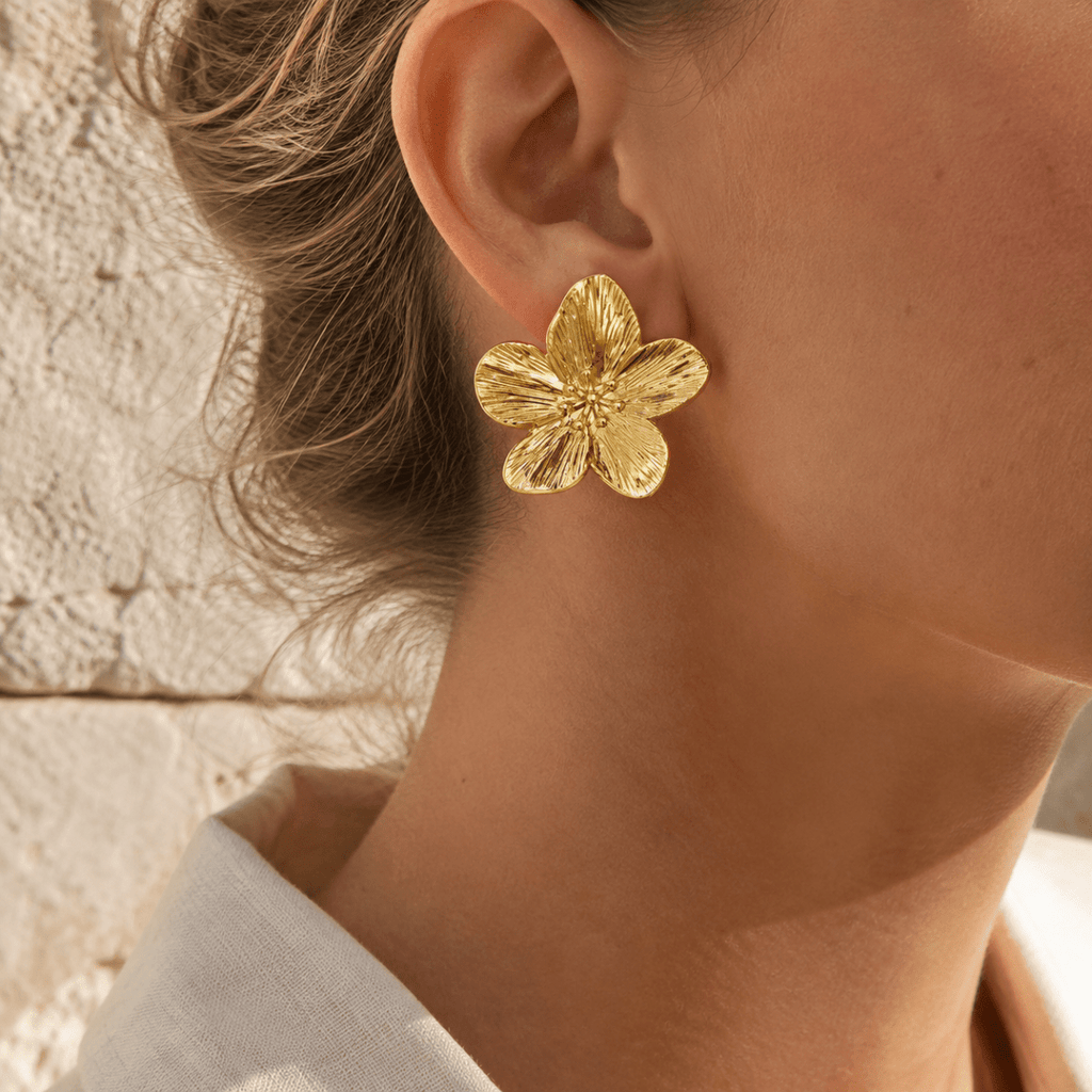 Neroli Sculpted Flower Stud Earrings - Luzy Jewels