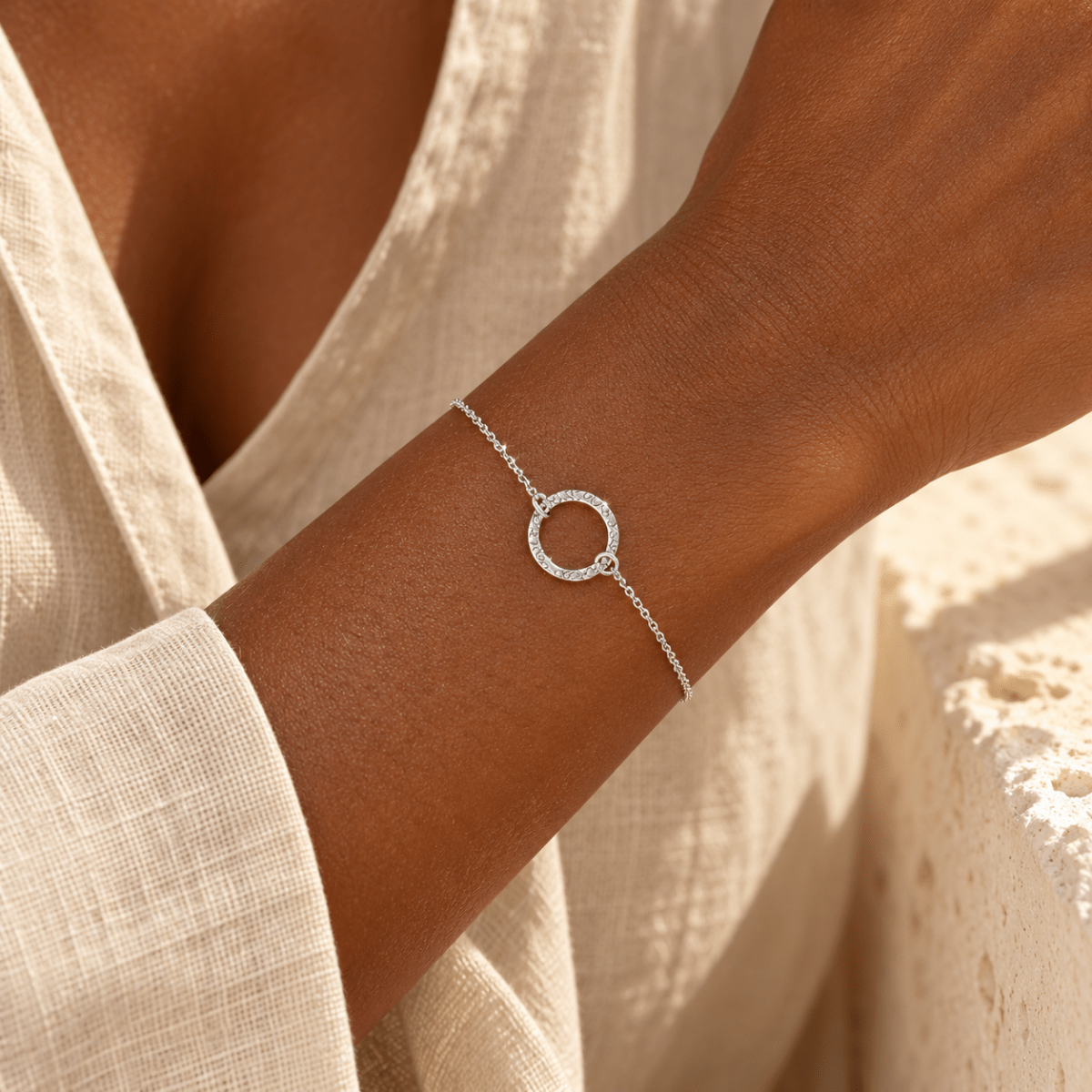 Orlina Textured Circle Bracelet - Luzy Jewels