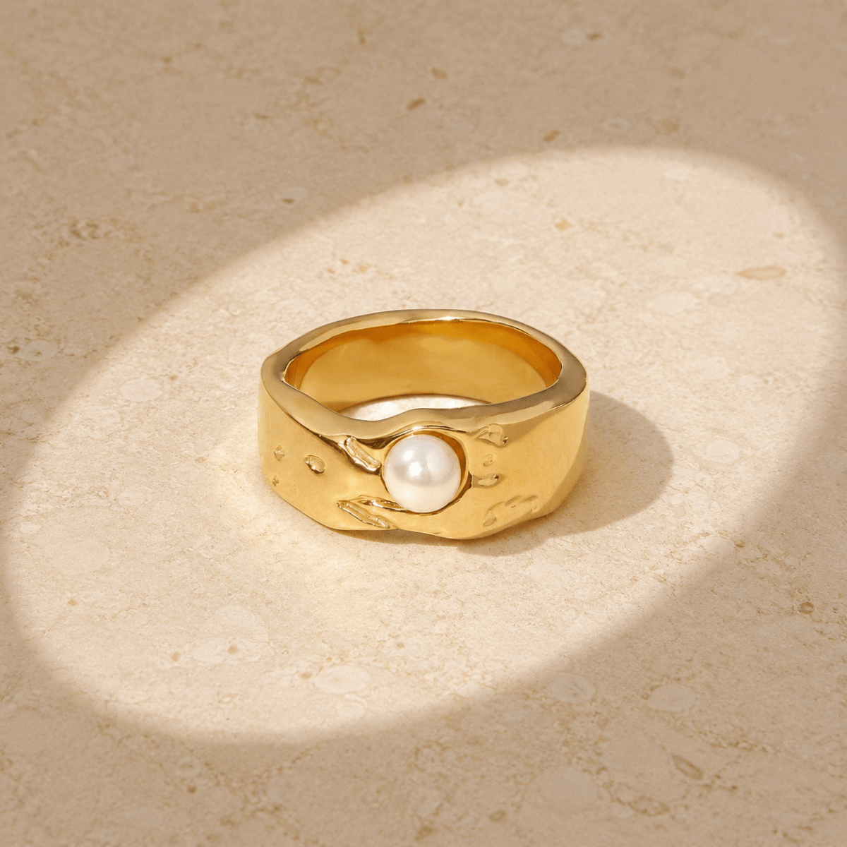 Perlina Sculptural Pearl Signet Ring - Luzy Jewels