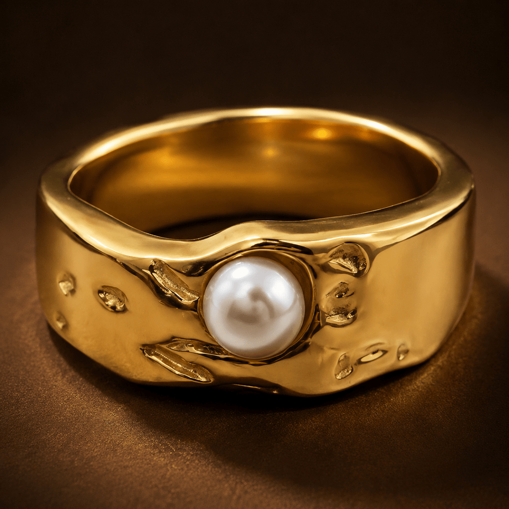 Perlina Sculptural Pearl Signet Ring - Luzy Jewels