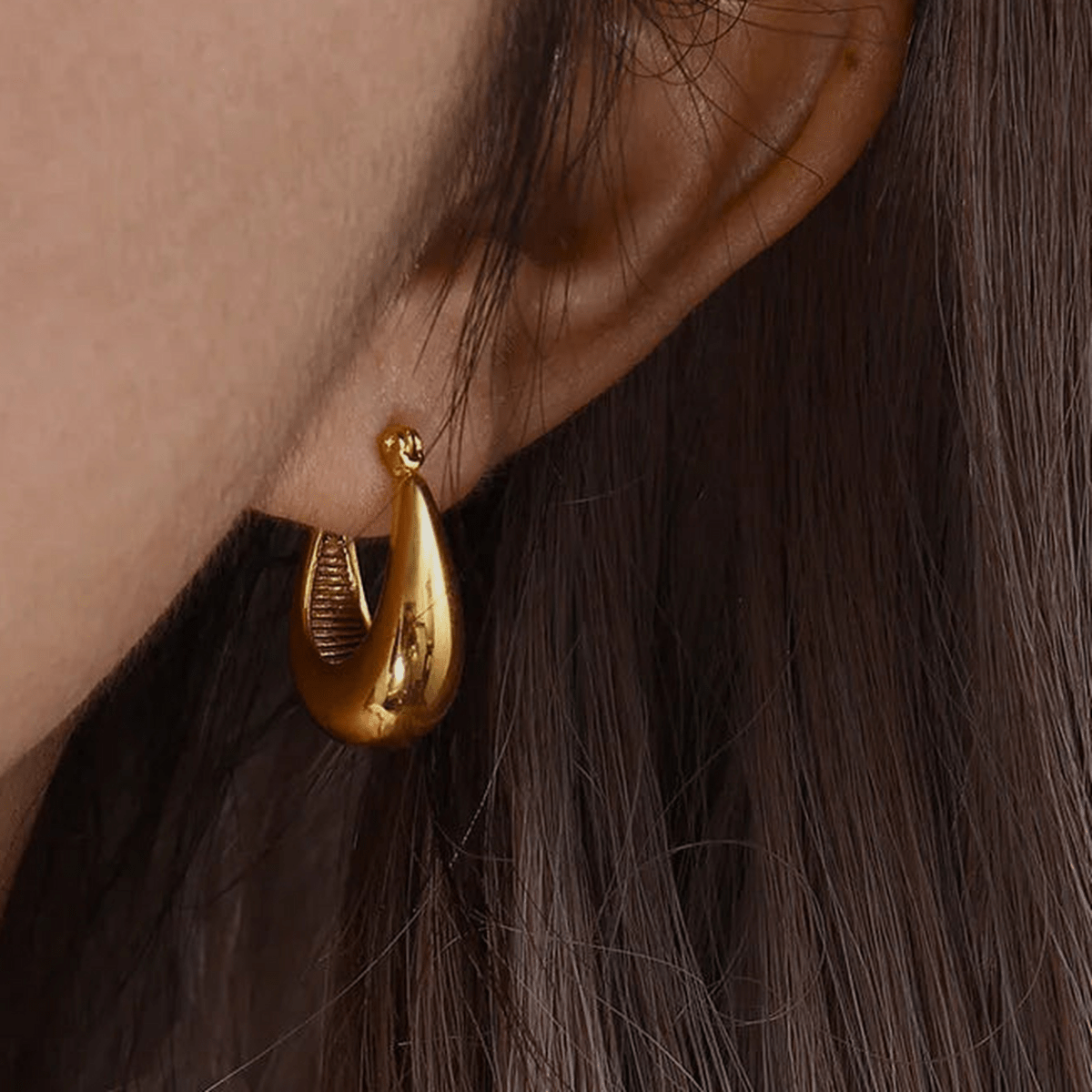 Riva Sculptural Teardrop Hoop Earrings - Luzy Jewels
